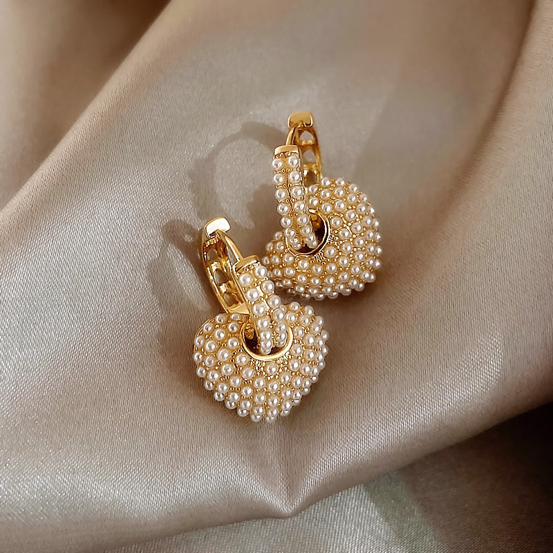 Boucles d’Oreilles Raffinées Or et Perles d’Amour