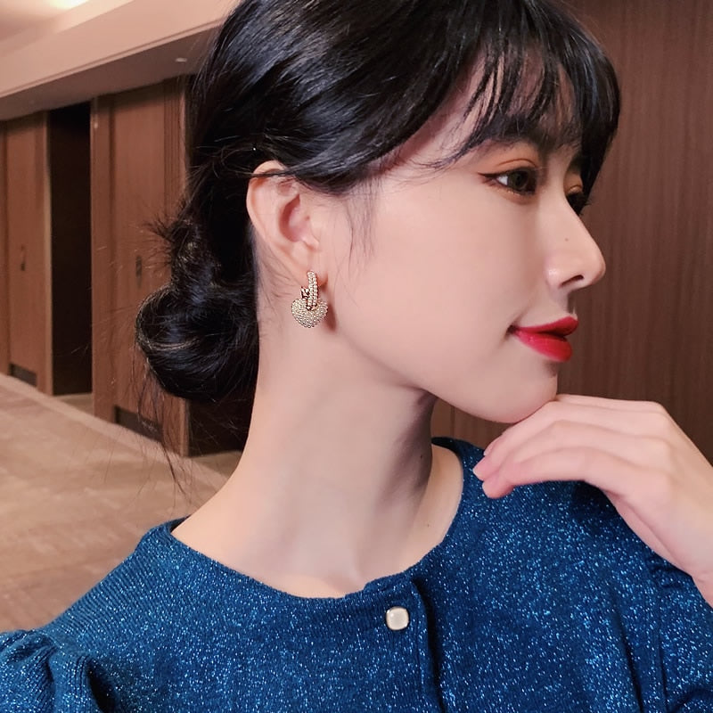 Boucles d’Oreilles Raffinées Or et Perles d’Amour