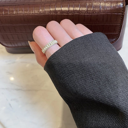 Bague en Or de Luxe Ornée de Perles